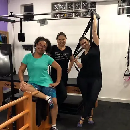 Idosos - Prevenção de quedas, manutenção de força, alivio de dores, aumento da flexibilidade e melhora da postura para os alunos na melhor idade.